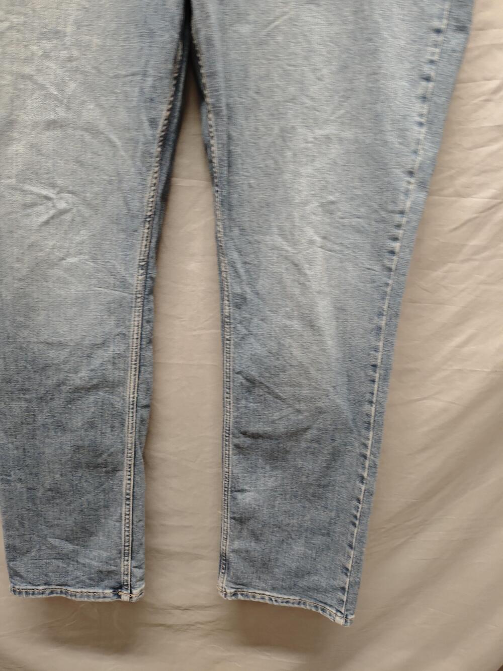 Lee Jeans Womens 18L Light Wash Stretch Denim Slim Tapered 5-Pocket Zip Fly - Picture 5 of 16
